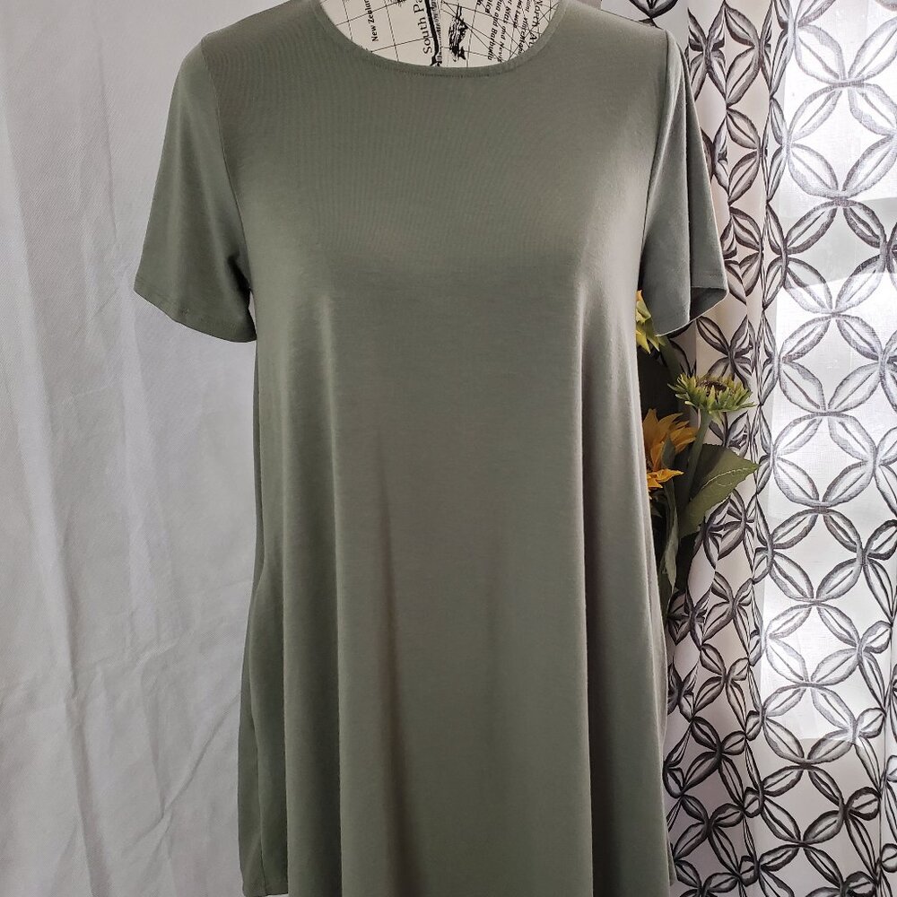 Zenana Short Sleeve Olive Knit Dress - Large
